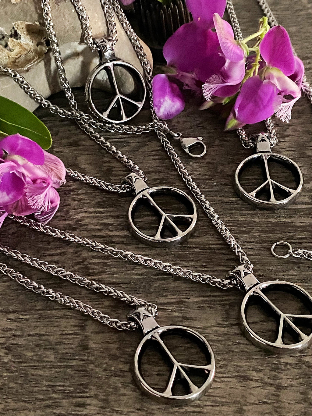 Classic Peace Sign Necklace — Silver Rope Chain